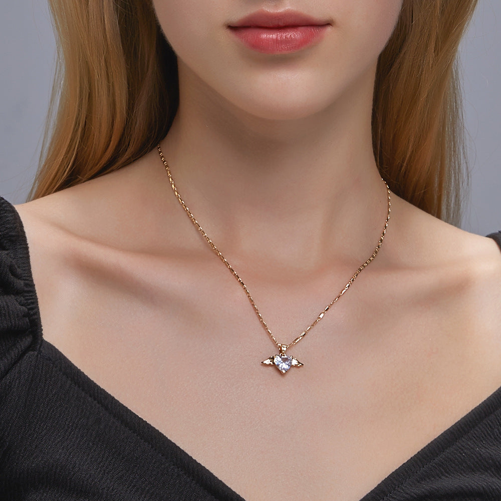 Collier Ailes de Cœur pour Femmes