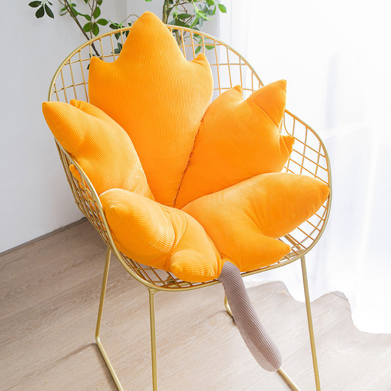 Coussin en Forme de Feuille – Éléments Automnaux de Confort pour Votre Intérieur