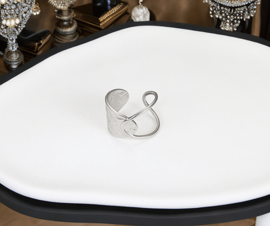 Bague Minimaliste Dorée - Élégance et Moderne - KadooKadooÉclat de Feuille ArgentéCJLX210961501AZMykadoo.shopBague