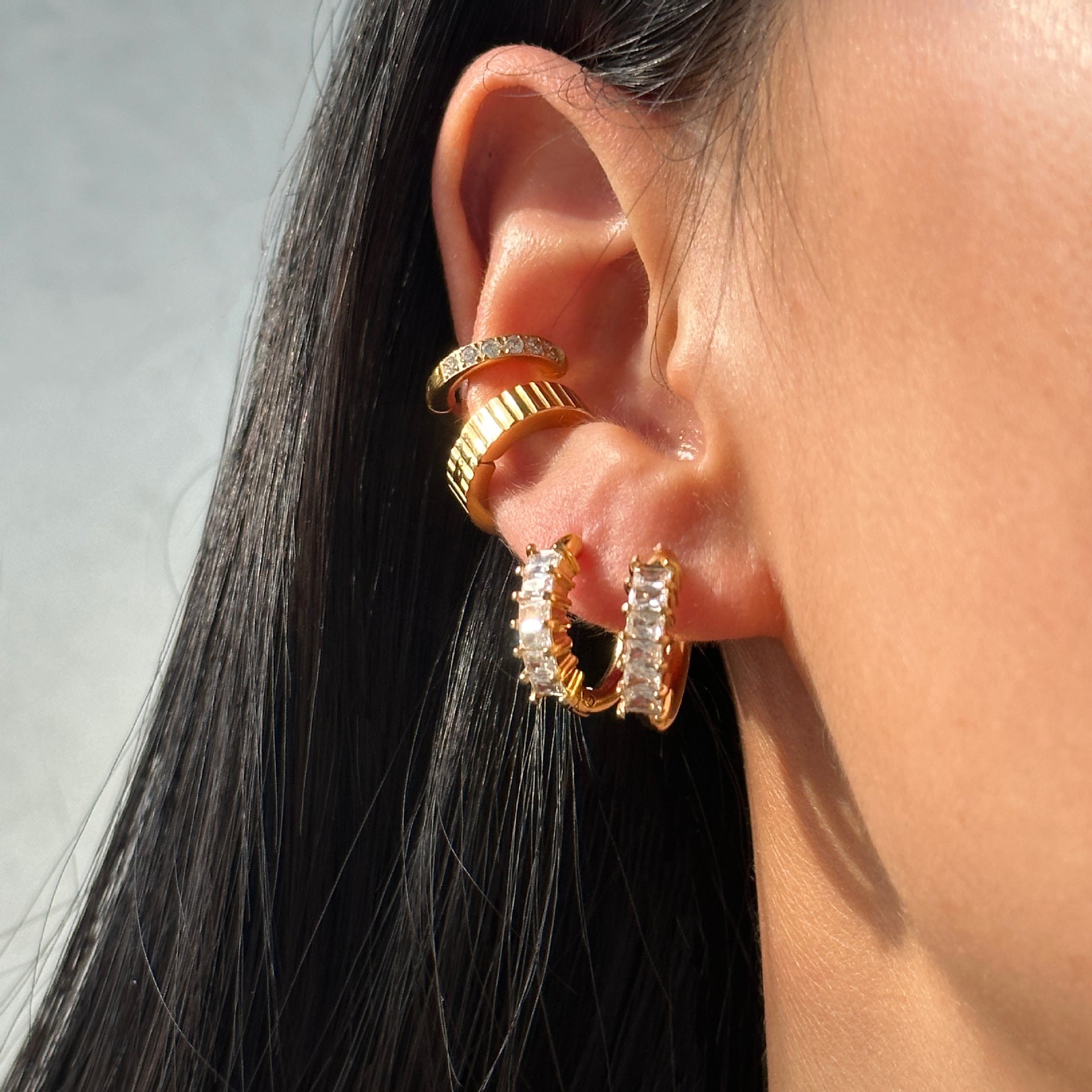 Boucles d'Oreilles Minimalistes en Acier Titane - Élégance Florale - KadooKadooDoréCJLX202951101AZMykadoo.shopBoucles d'oreilles