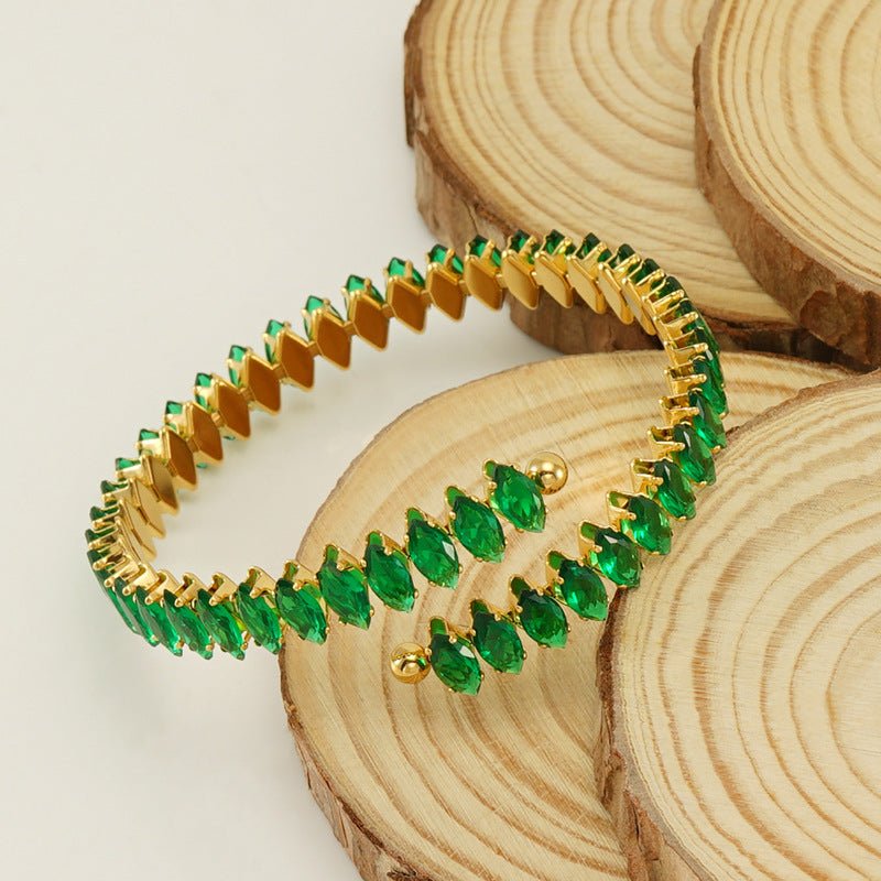 Bracelet en Acier Inoxydable Plaqué Or 18K avec Zircons Verts – Bijou Élégant et Moderne - KadooKadooNoirCJYD214736802BYMykadoo.shop
