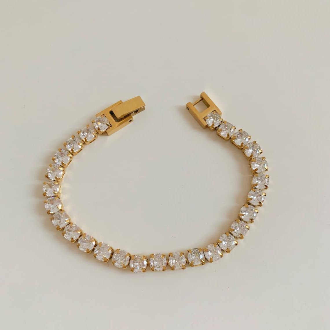 Bracelets en Acier Inoxydable - Élégance en Mailles Variées - KadooKadooMaillon DoréCJSL207143703CXMykadoo.shopBracelet