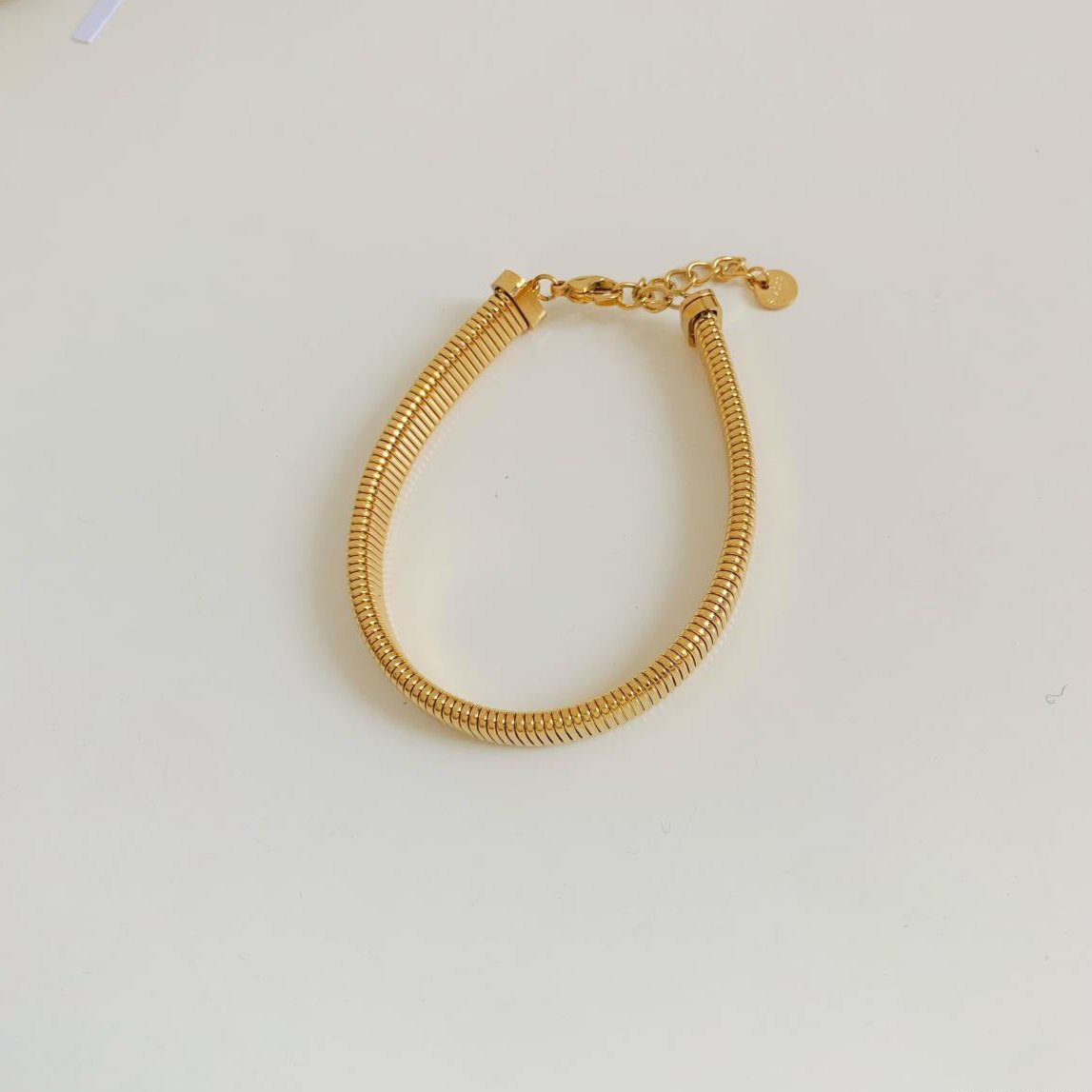 Bracelets en Acier Inoxydable - Élégance en Mailles Variées - KadooKadooÉlastique DoréCJSL207143707GTMykadoo.shopBracelet