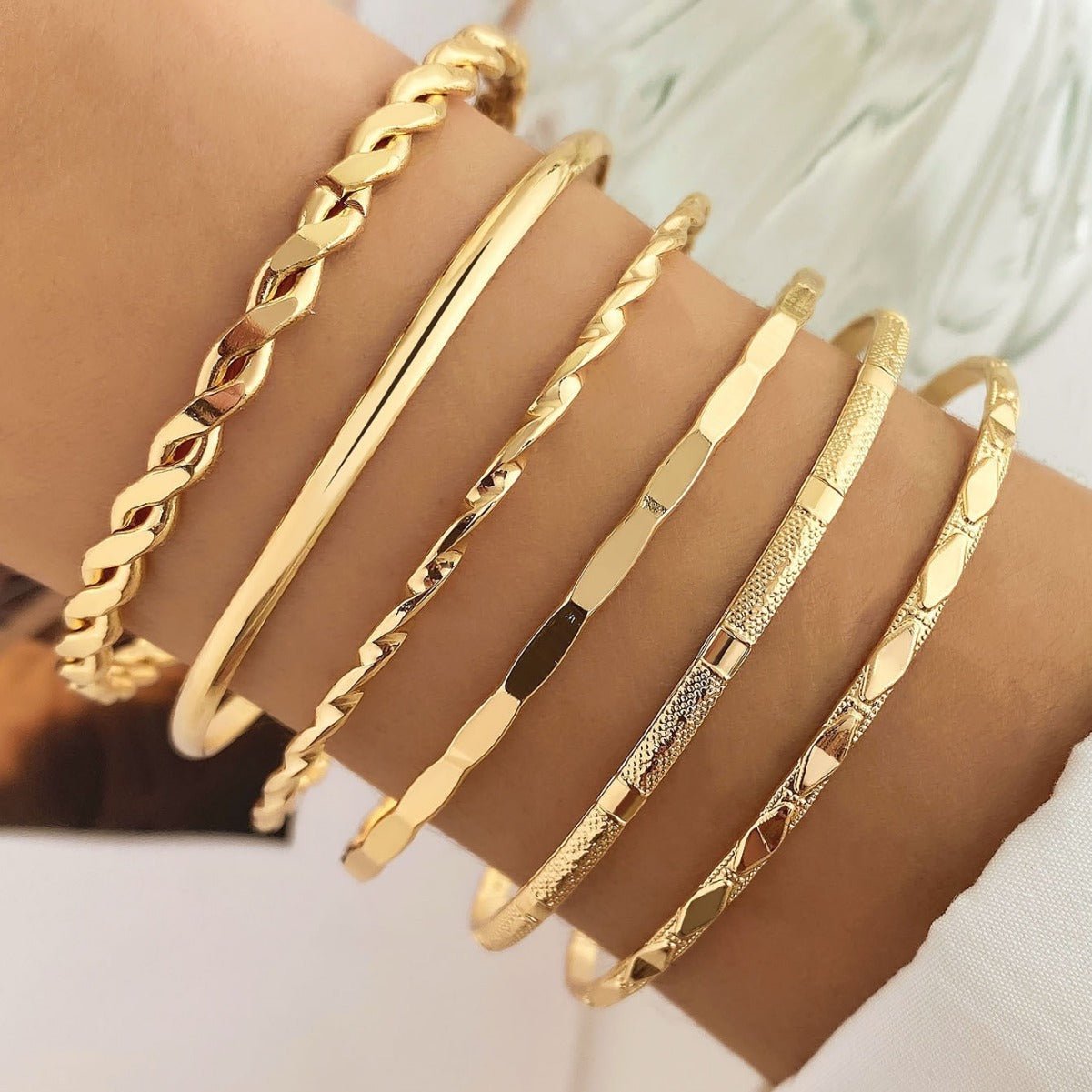 Ensemble de Bracelets Joncs - Élégance Géométrique et Style Féminin - KadooKadooOrCJSL200848301AZMykadoo.shopBracelet