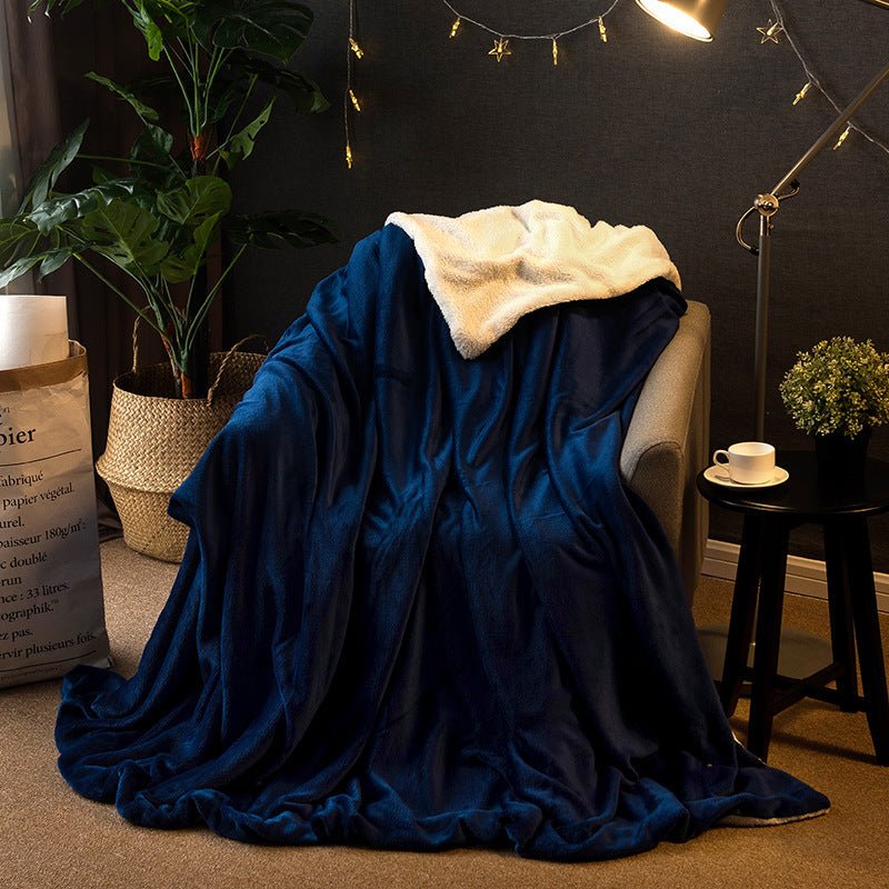 Le Plaid Cocooning : Luxe et Confort Tout Au Long de l'Année - KadooKadooBleuCJCS115261213MNMykadoo.shopPlaide